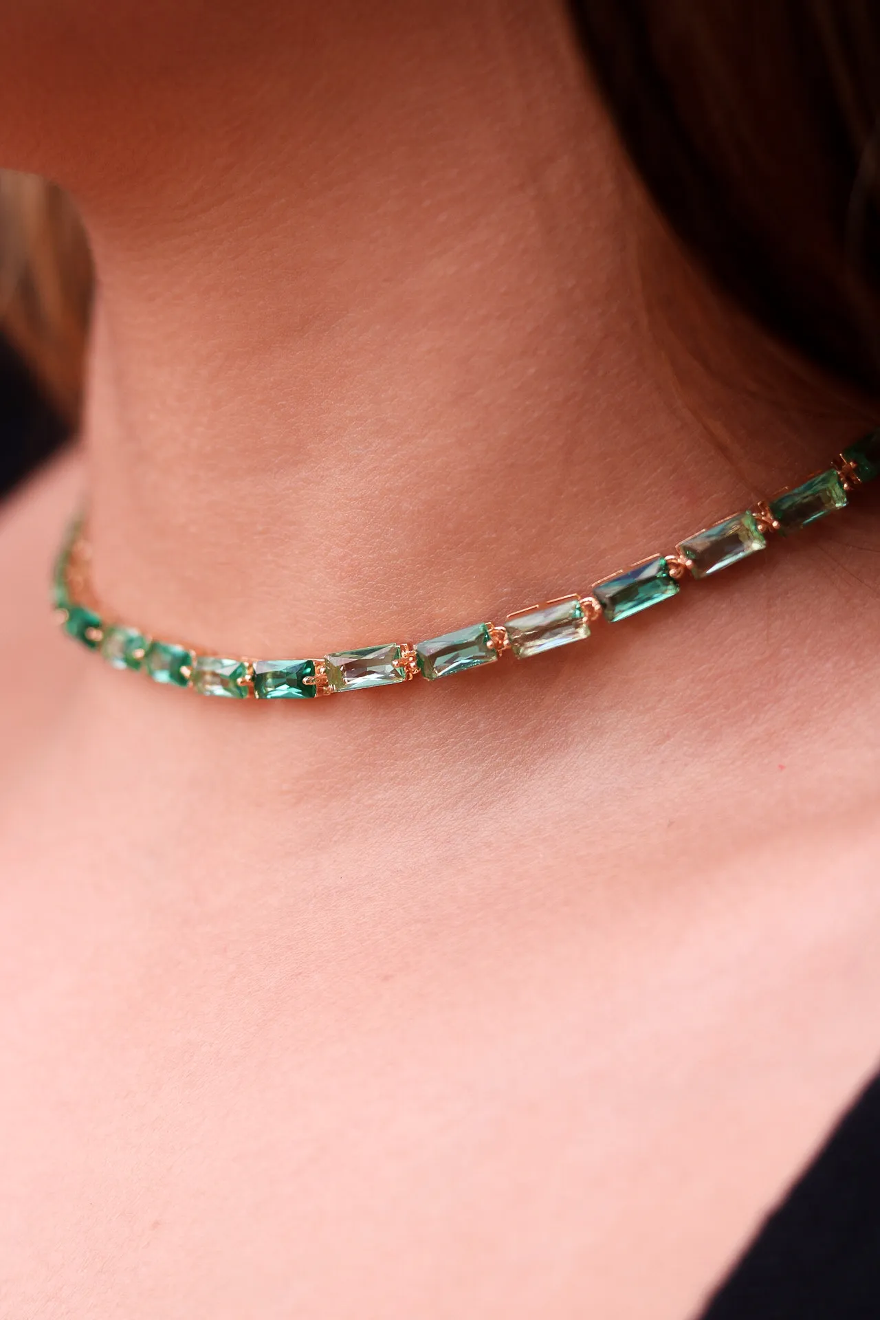 CHOKER TURMALINA VERDE RETANGULAR CRAVEJADO - BANHADO A OURO 18K