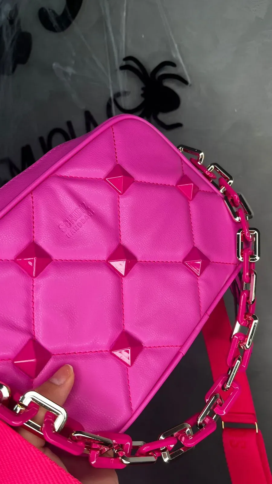 BOLSA REPLICA SCHUTZ PINK COM CORRENTE C/ ALÇA