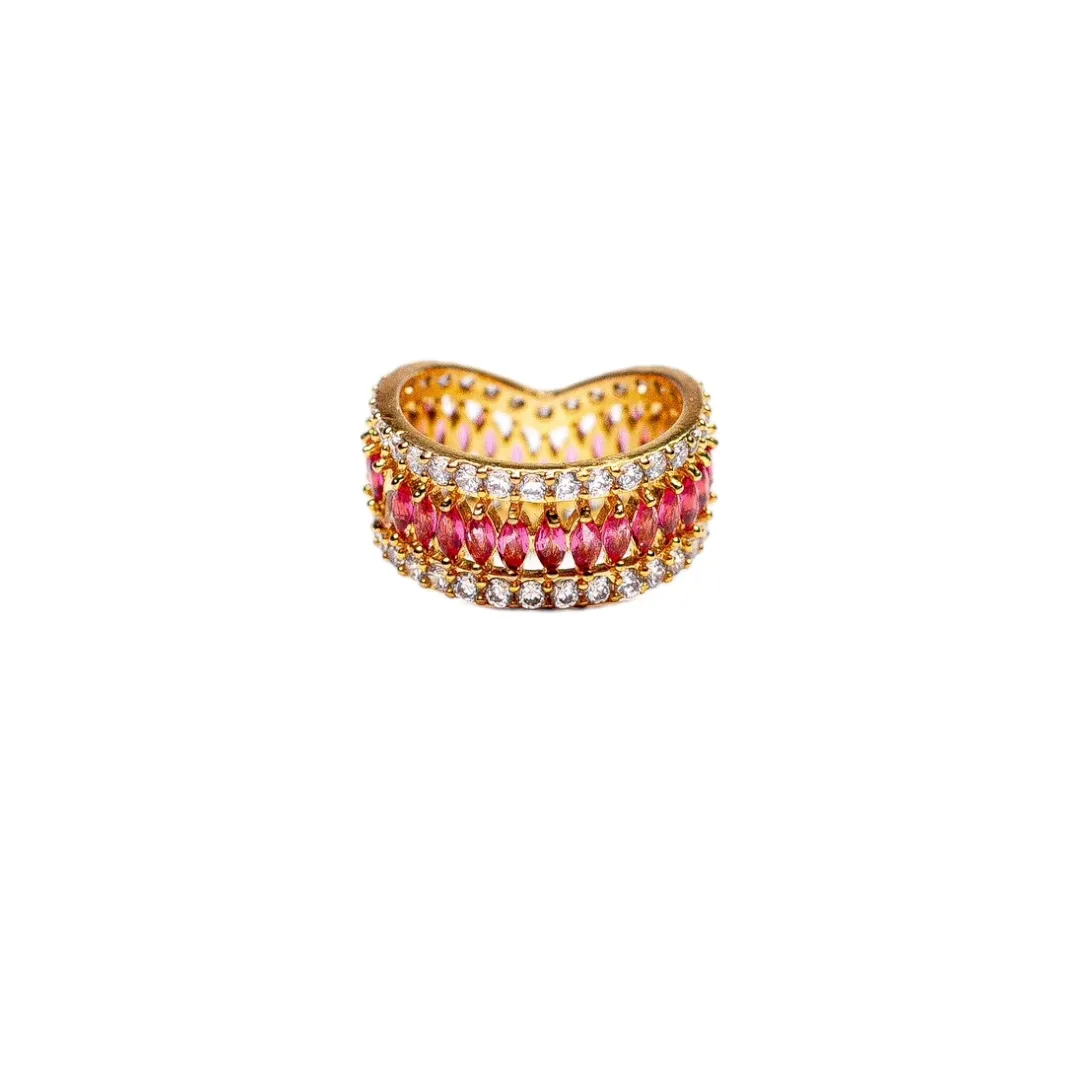 ANEL COM PONTA ALTA ZIRCONIA NAVETE  PINK E CRISTAL Nª20 - BANHADO A OURO 18K