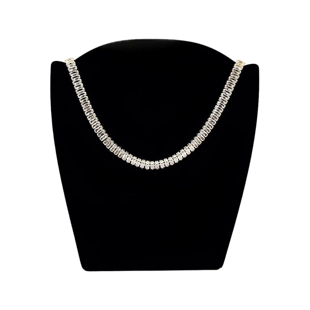 CHOKER RIVIERA QUADRADA CRAVEJADA COM NAVETE CRISTAL ROSÉ GOLD - BANHADO A OURO 18K