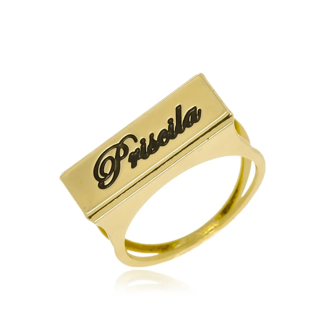 ANEL PERSONALIZADO QUADRADO COM NOME RESINADO- BANHADA A OURO 18K