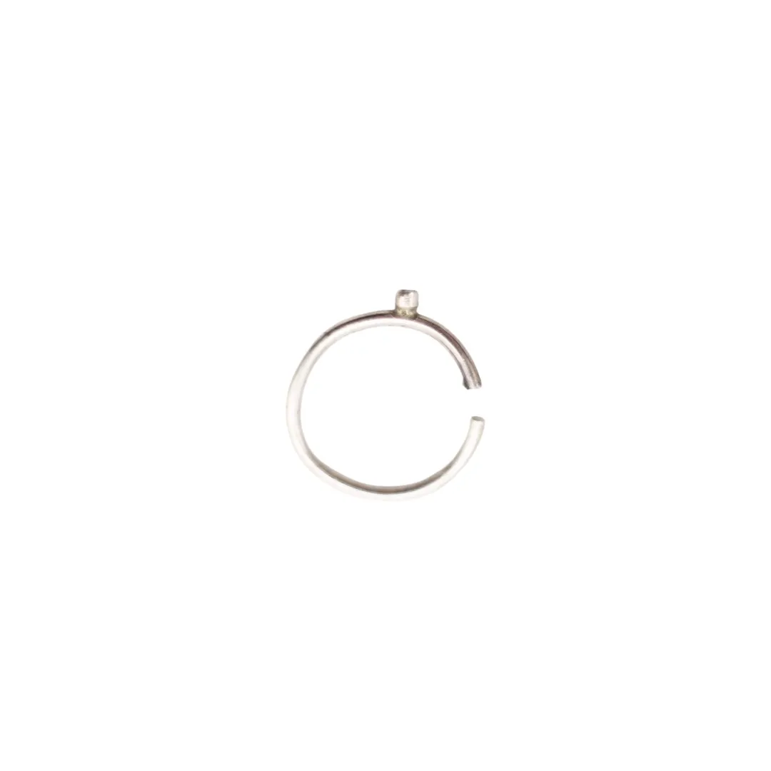 PIERCING ARGOLA LISA COM PONTO DE LUZ - PRATA 925