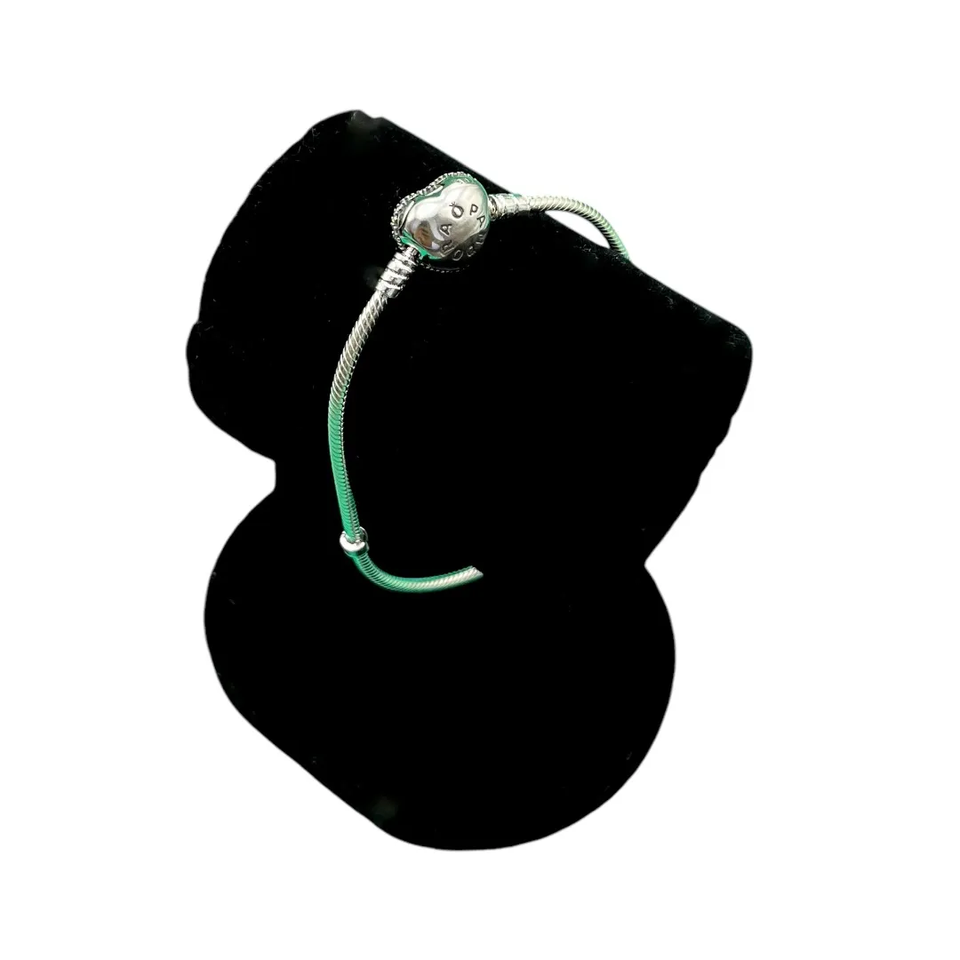 PULSEIRA PANDORA COM FECHO CORAÇÃO CRAVEJADO DE ZIRCONIA 19CM - PRATA 925