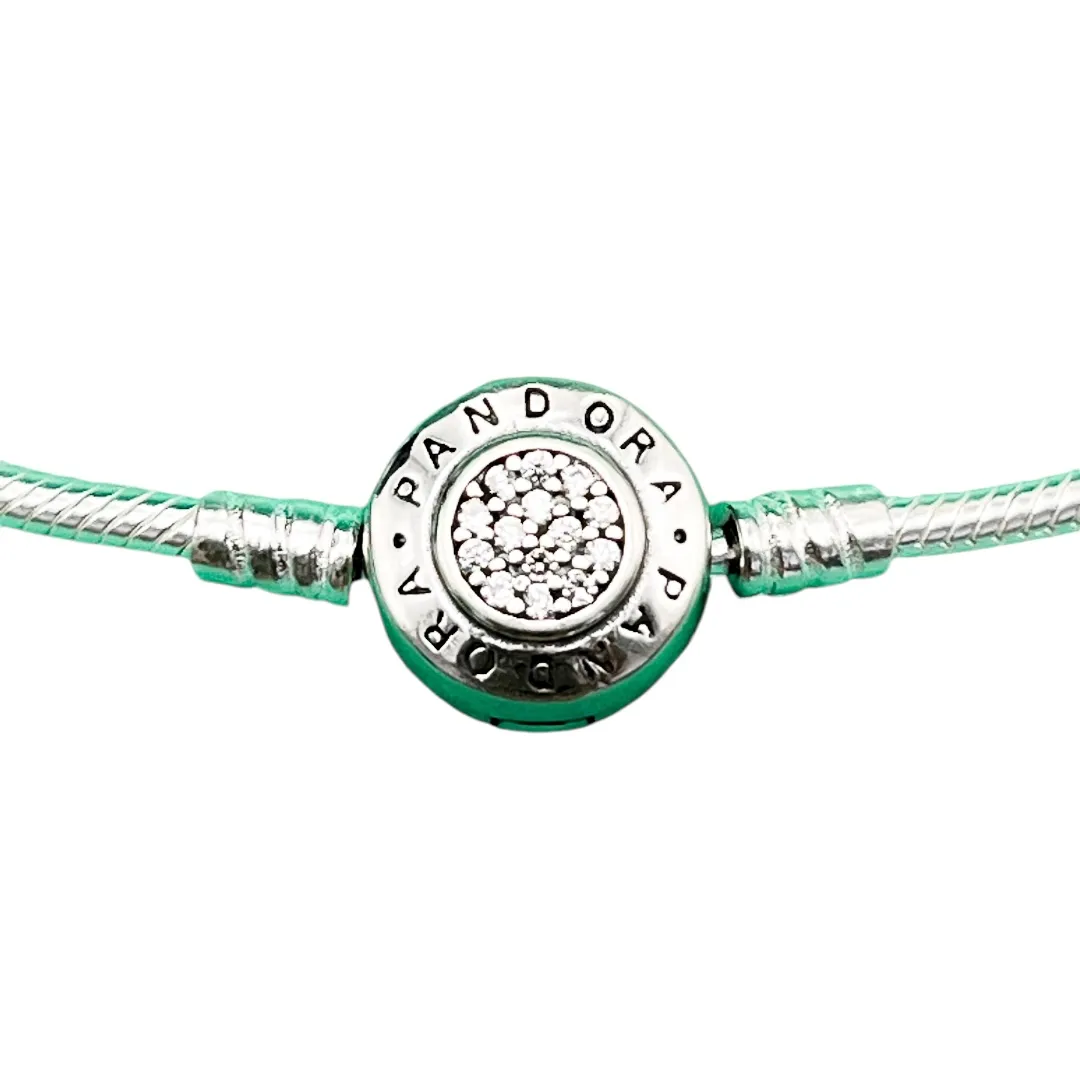 PULSEIRA PANDORA COM FECHO CIRCULO CRAVADO DE MICRO ZIRCÔNIA CRISTAL E ESCIRTO 18CM - PRATA 925